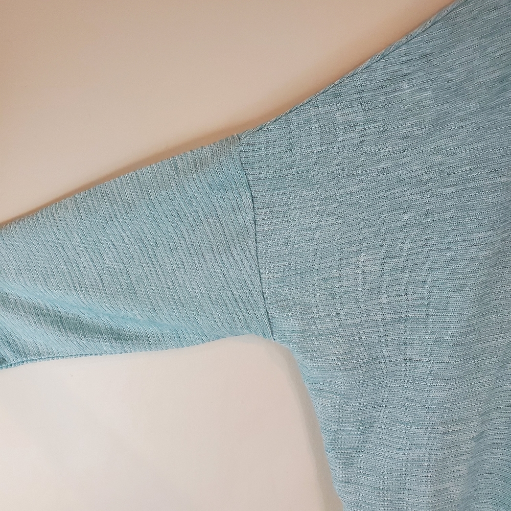 Simply Noelle Tunic Top - Picture 5 of 8